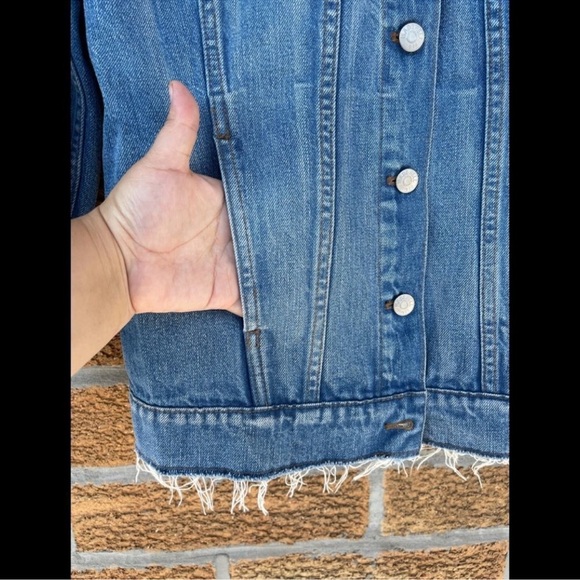 Madewell oversize jean jacket small - Picture 4 of 10
